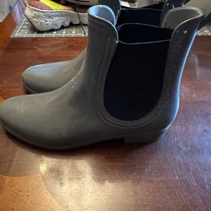 Primark gray chelsea rain Boots